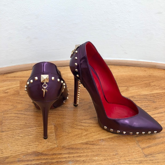 Shoes - Cesare Paciotti statement Pumps